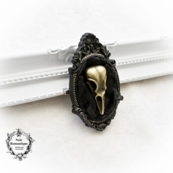 The Raven brooch